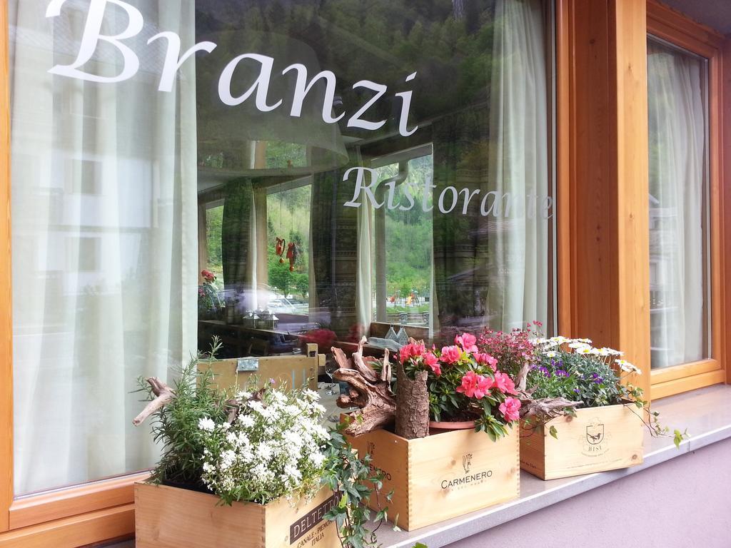 Hotel Pedretti Branzi Eksteriør billede