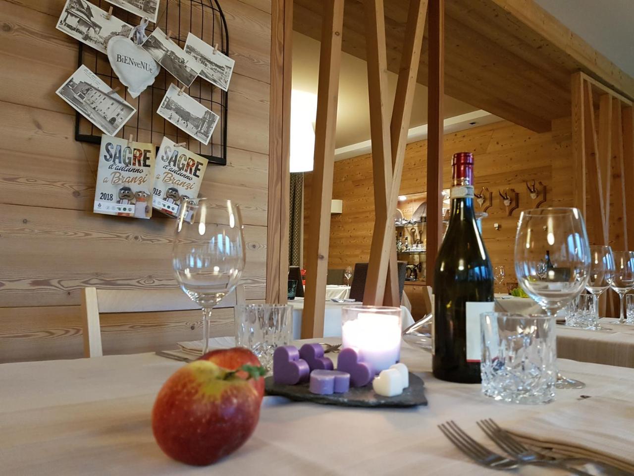 Hotel Pedretti Branzi Eksteriør billede
